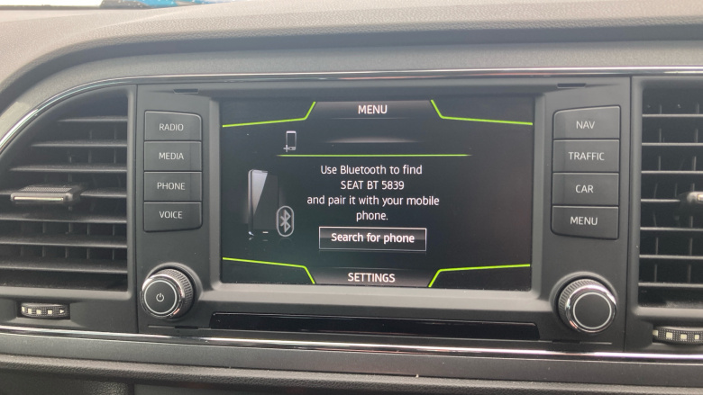 SEAT Leon 1.4 EcoTSI 150 FR 5dr [Technology Pack] Petrol Hatchback